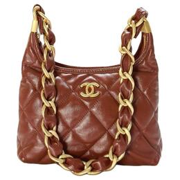 Chanel Полированная кожаная сумка хобо as4922-b16897-ny562