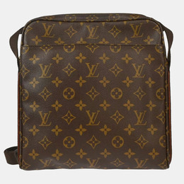 Louis Vuitton Monogram Trotteur Beaubourg Shoulder Bag 1115436