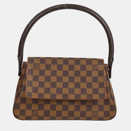 Louis Vuitton: Светлая сумка  Looping