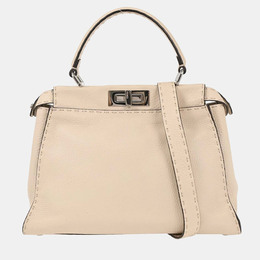 Fendi: Белая сумка  Peekaboo