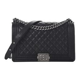 Chanel Сумка через плечо Лебой с тиснением под зерно из телячьей кожи унисекс черный a92193-y83338-94305