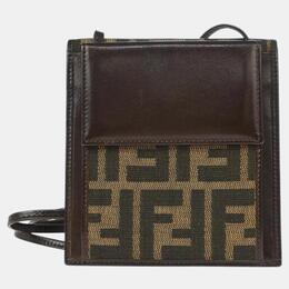 Fendi: Коричневый кошелёк  Zucca