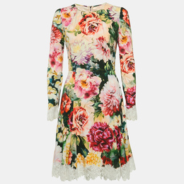 Dolce & Gabbana: Розовое платье 