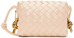 Бежевая мини-сумка для фотоаппарата с петлей Bottega Veneta, цвет Macaroon muse 13751001 | macaroon muse