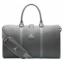 Сумка спортивная Jordan, 25 л, 20х27х47 см, ручная кладь, серебристый 103294268914