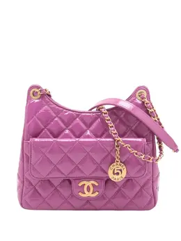 Chanel 2021-2025 Medium Shiny Crumpled Calfskin Wavy CC hobo bag 32554937
