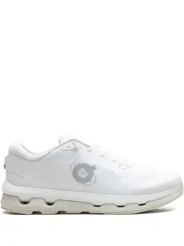 On Running: Белые кроссовки 