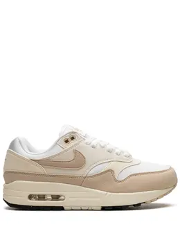 Nike: Белые кроссовки  Air Max 1
