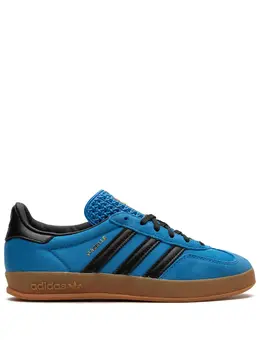 adidas: Голубые кроссовки  Gazelle Indoor