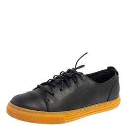 Gucci Navy Blue Leather Low Top Sneakers Size 42 458175