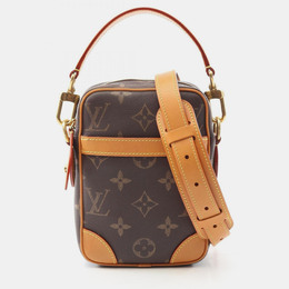 Louis Vuitton: Коричневая сумка 