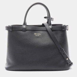 Prada: Чёрный ремень 