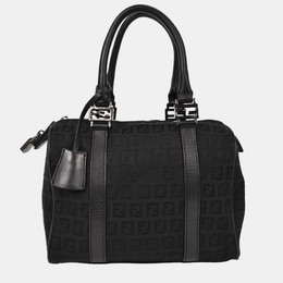 Fendi: Чёрная сумка 