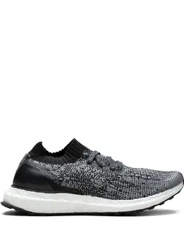 adidas: Чёрные кроссовки  UltraBoost Uncaged