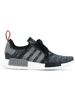 adidas: Чёрные кроссовки  NMD_R1