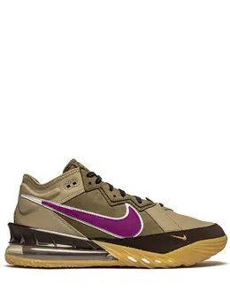 Nike: Зелёные кроссовки  Air Max Lebron 7