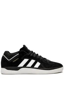 Adidas Tyshawn low-top sneakers 19254693