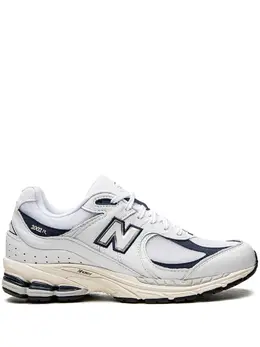 New Balance: Белые кроссовки  2002R