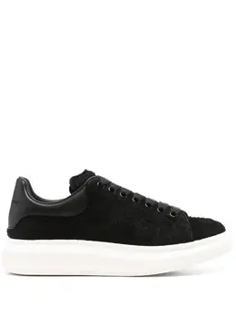 Alexander McQueen: Чёрные кроссовки  Oversized