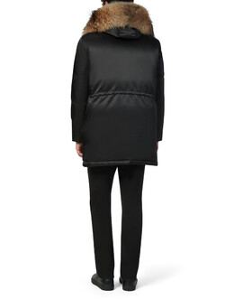 Billionaire: Чёрный пуховик 