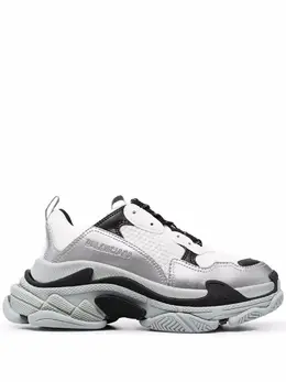 Balenciaga Triple S sneakers 17366950