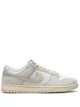 Nike: Светлые кроссовки  Dunk Low Retro