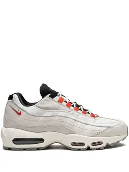 Nike: Светлые кроссовки  Air Max 95 SE