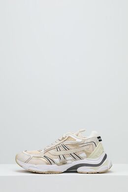 Ash: Золотые кроссовки 