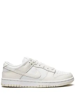 Nike: Белые кроссовки  Dunk Low