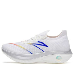 Кроссовки c202 gt 2.0 Anta, белый 112315589-1 | white/silver/red/yellow/blue