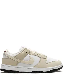 Nike: Белые кроссовки  Dunk Low