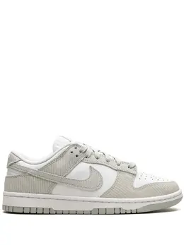Nike: Белые кроссовки  Dunk Low