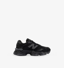 9060 Кроссовки из замши с низким верхом и вставками New Balance, черный r04425331 | black black