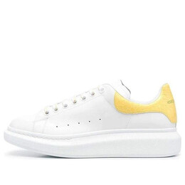 Кроссовки oversized sneaker 'white yellow crocodile' Alexander McQueen, белый 625162wibng9988 | white/yellow
