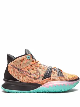 Nike: Оранжевые кроссовки  Kyrie 7