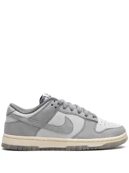 Nike: Кроссовки  Dunk Low