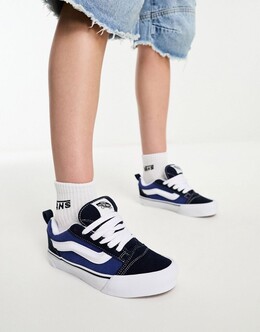 Vans - Knu Skool - Темно-сине-белые кроссовки на массивной подошве 131863790 | blu navy/bianco puro