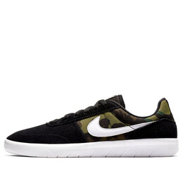 Кроссовки team classic sb Nike, черный ah3360-006 | black/white/green