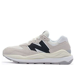 Кроссовки 57 40 New Balance, серый m5740cbc | grey/white