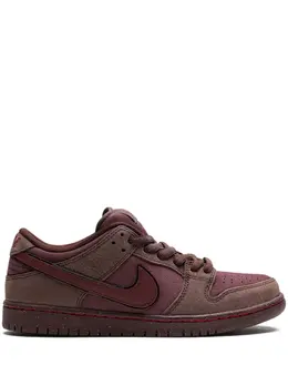 Nike: Красные кроссовки  SB Dunk Low