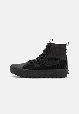Высокие кроссовки MTE SK8-HI GORE TEX UNISEX Vans, черный va215n05g-q11 | blackout