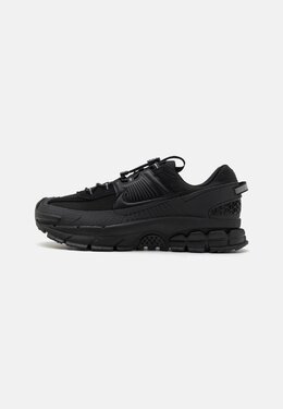 Кроссовки VOMERO ROAM UNISEX Nike Sportswear, черный ni115o07c-q11 | black/racer blue