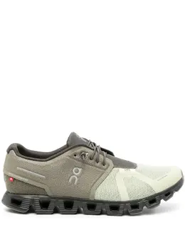 On Running: Светлые кроссовки 