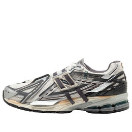 Кроссовки 1906a New Balance, серебряный m1906ad | silver/black/grey/gold metallic
