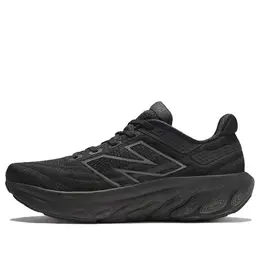 Кроссовки свежая пена x 1080v13 New Balance, черный m1080t13 | black/blacktop
