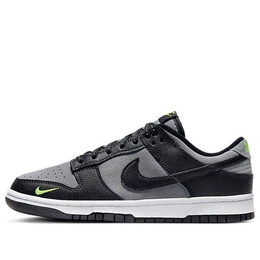 Кроссовки dunk low 'black grey green strike' Nike, черный fq2205-001 | black/grey/green