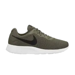 Кроссовки Nike Tanjun 'Medium Olive', зеленый 812654 200 | green