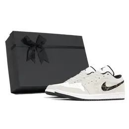 Air 1 винтажные баскетбольные кроссовки мужские низкие белый Jordan 553558-132(team496-屿白s-box) | off white