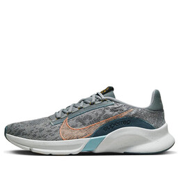 Кроссовки superrep go 3 next nature flyknit 'wolf grey arctic orange' Nike, серый dh3394-004 | wolf grey / cool grey / armory navy / arctic orange