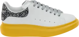 Кроссовки Alexander McQueen Oversized Sneaker White Pop Yellow, белый 712143 wicgd 8987 | white